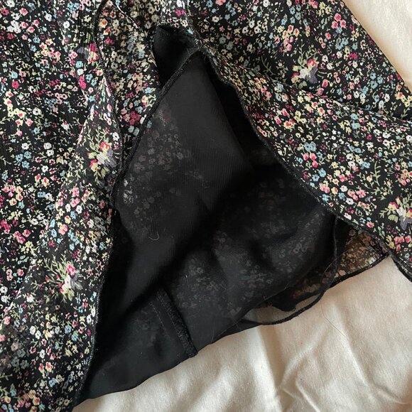 Suzy Shier Cottagecore Fairy Boho Sheer V-Neck Midi Dress - Picture 5 of 9